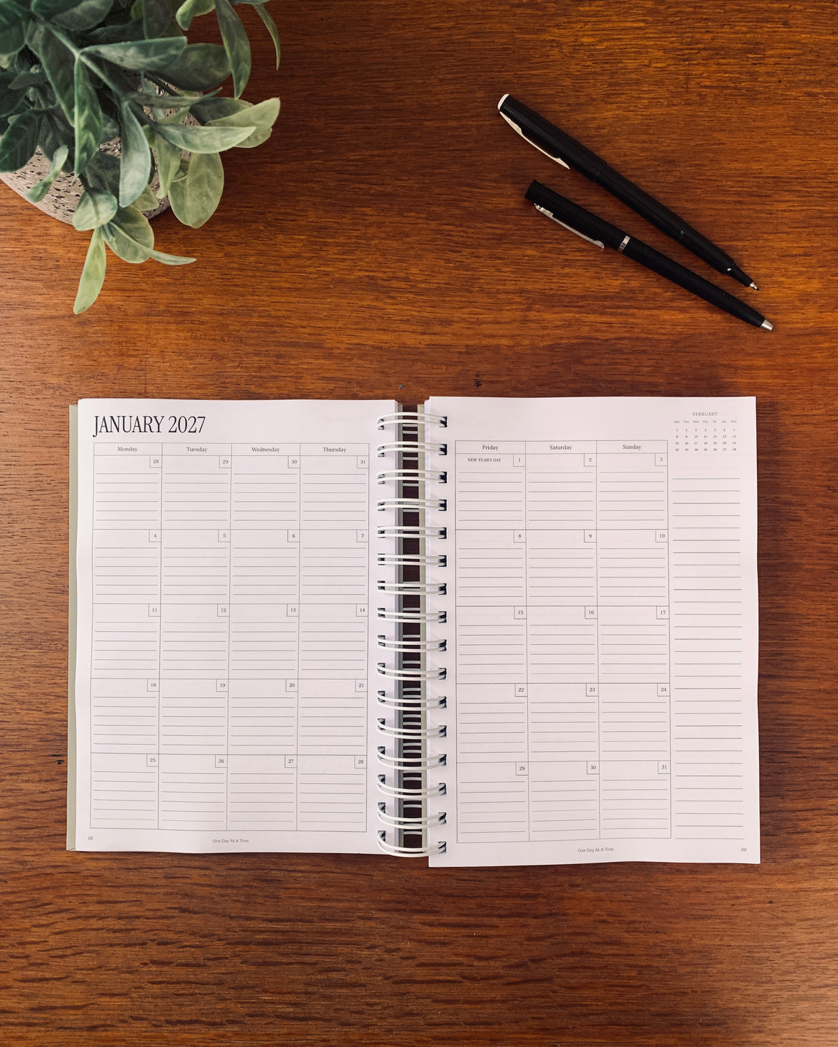 Professional 2027 Weekly Planner