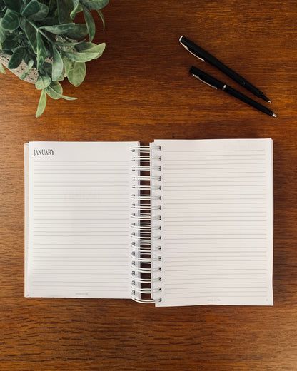 Classic 2027 Daily Planner