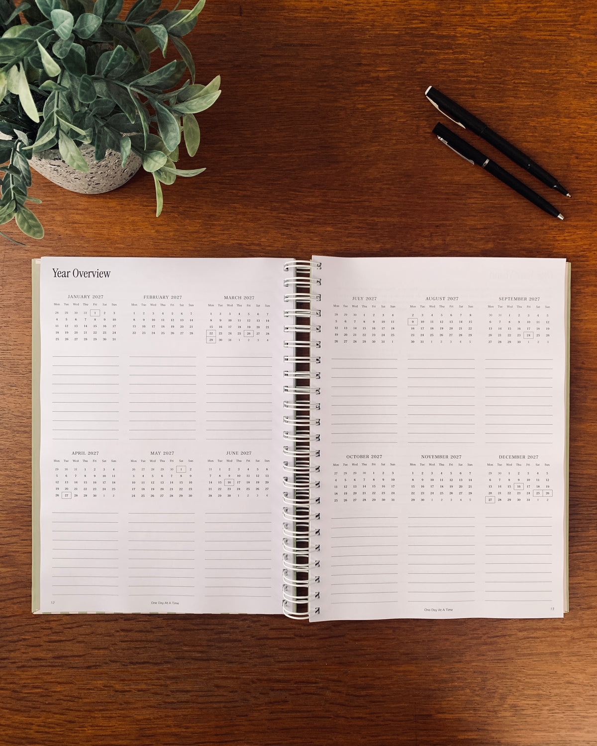Essential 2027 Monthly Planner