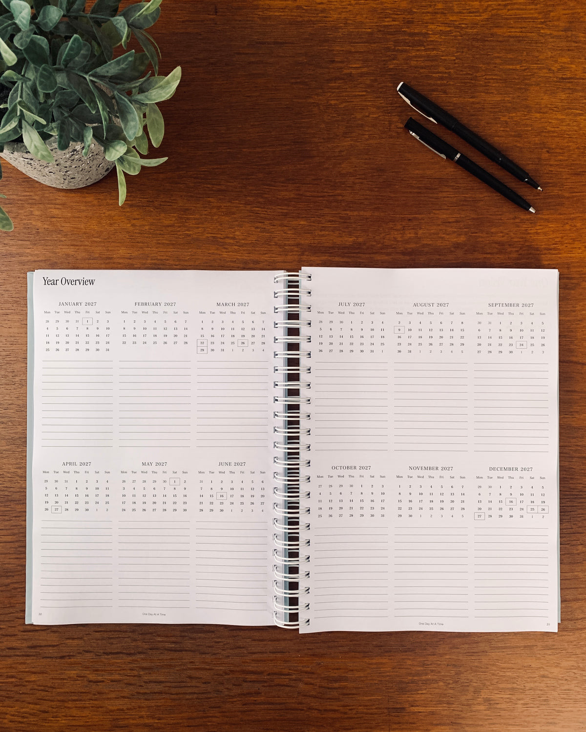 Teacher 2027 Weekly Planner