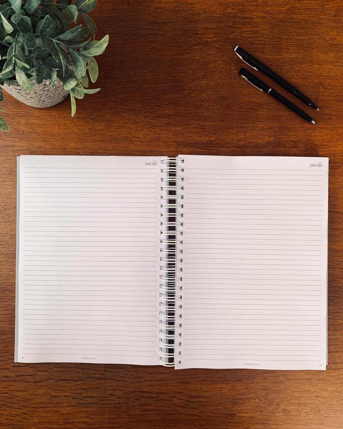 Teacher 2027 Weekly Planner